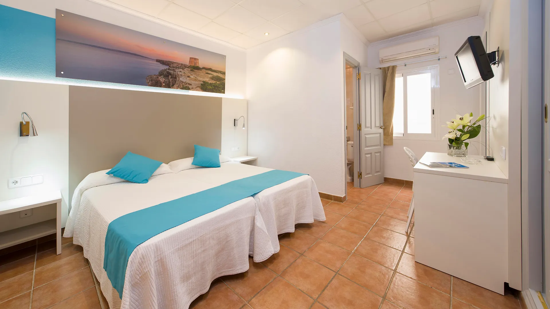 Hostal Adelino Sant Antoni de Portmany 0*,