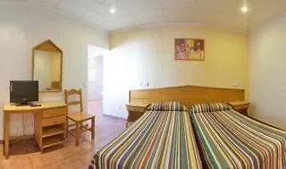 Hotel Hostal Adelino Sant Antoni de Portmany Espanha