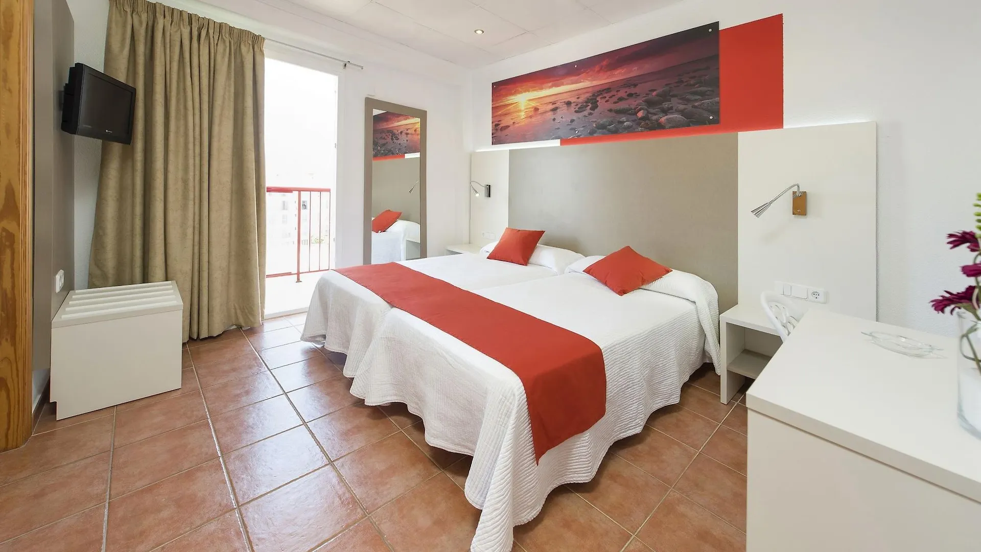 Hotel Hostal Adelino San Antonio