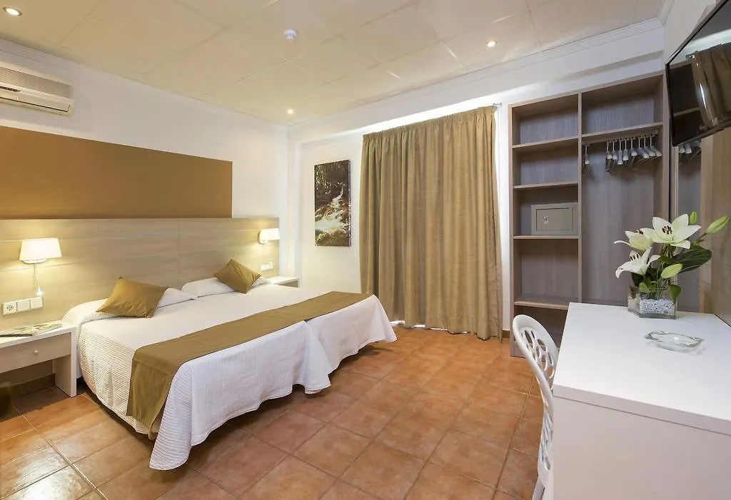 Hostal Adelino San Antonio  0*, San Antonio (Ibiza)