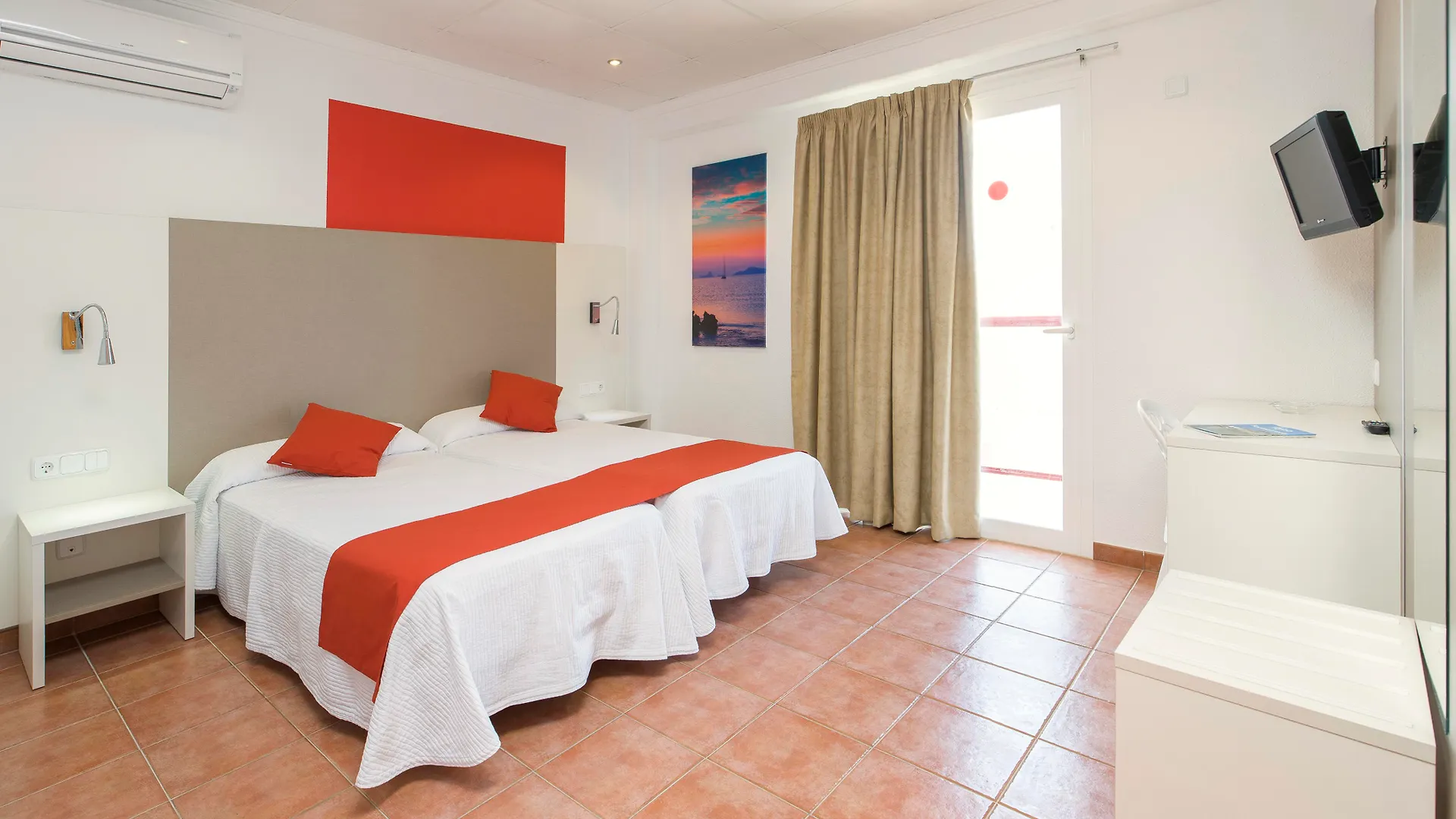 Hostal Adelino San Antonio  0*, San Antonio (Ibiza) Spain
