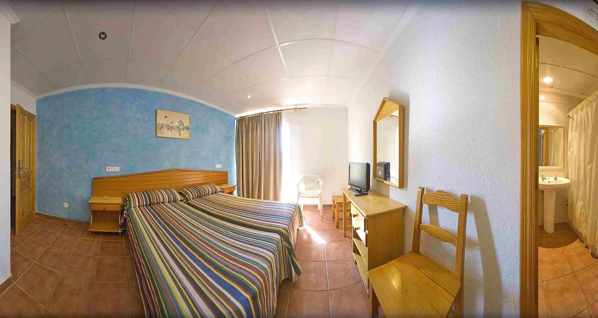 Hotel Hostal Adelino San Antonio