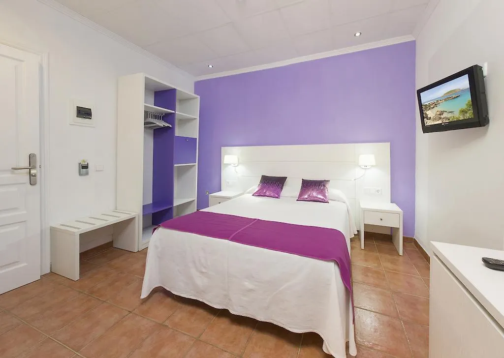 Hotel Hostal Adelino San Antonio