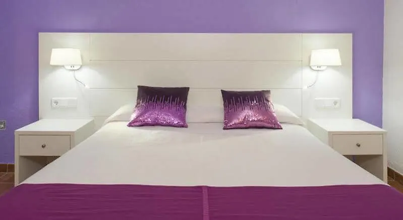 Hotel Hostal Adelino San Antonio